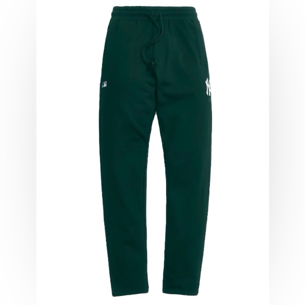 Kith For The New York Yankees
Williams Sweatpant